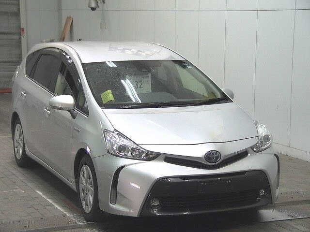 32 Toyota Prius alpha ZVW41W 2018 г. (JU Fukushima)